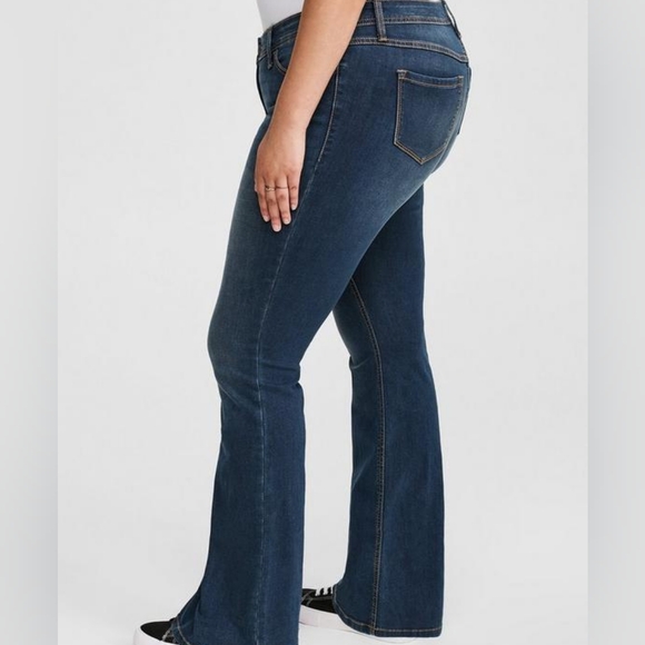 Torrid Luxe Slimboot jeans tall inseam - Picture 3 of 9
